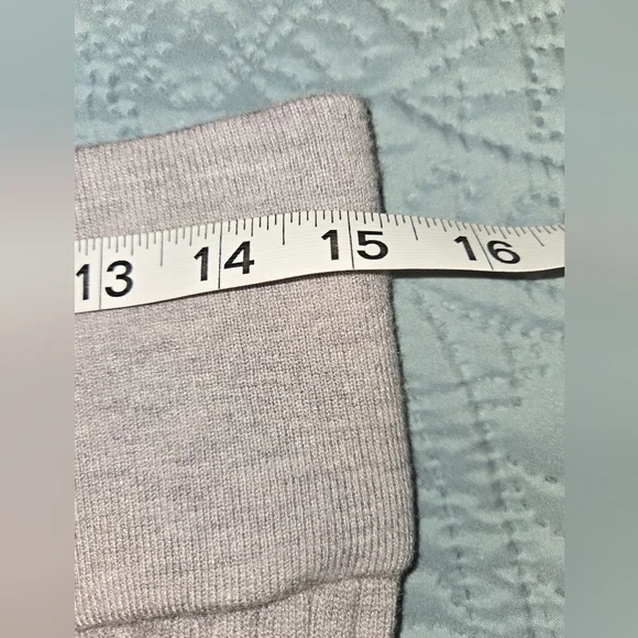 Daisy Women's 2X Gray Knit Sweater and Pants Set - Picture 12 of 15